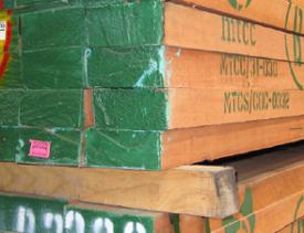 MERANTI DARK RED (DRM)